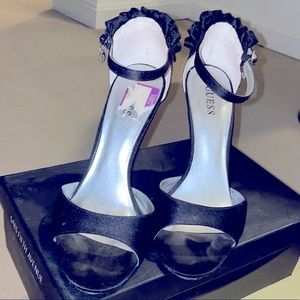 Satin black Guess Sandals